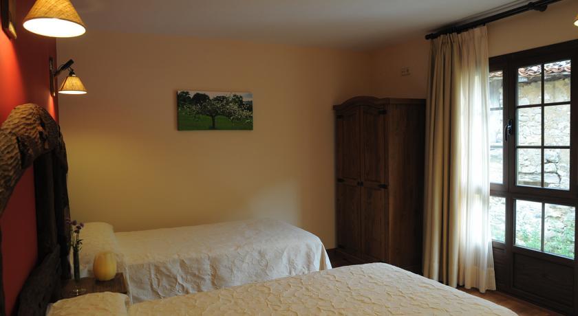 El Quesar De Gamoneo Hotel Gamonedo de Cangas Room photo